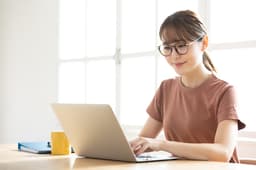 ウェブ制作会社・フリーランス・副業